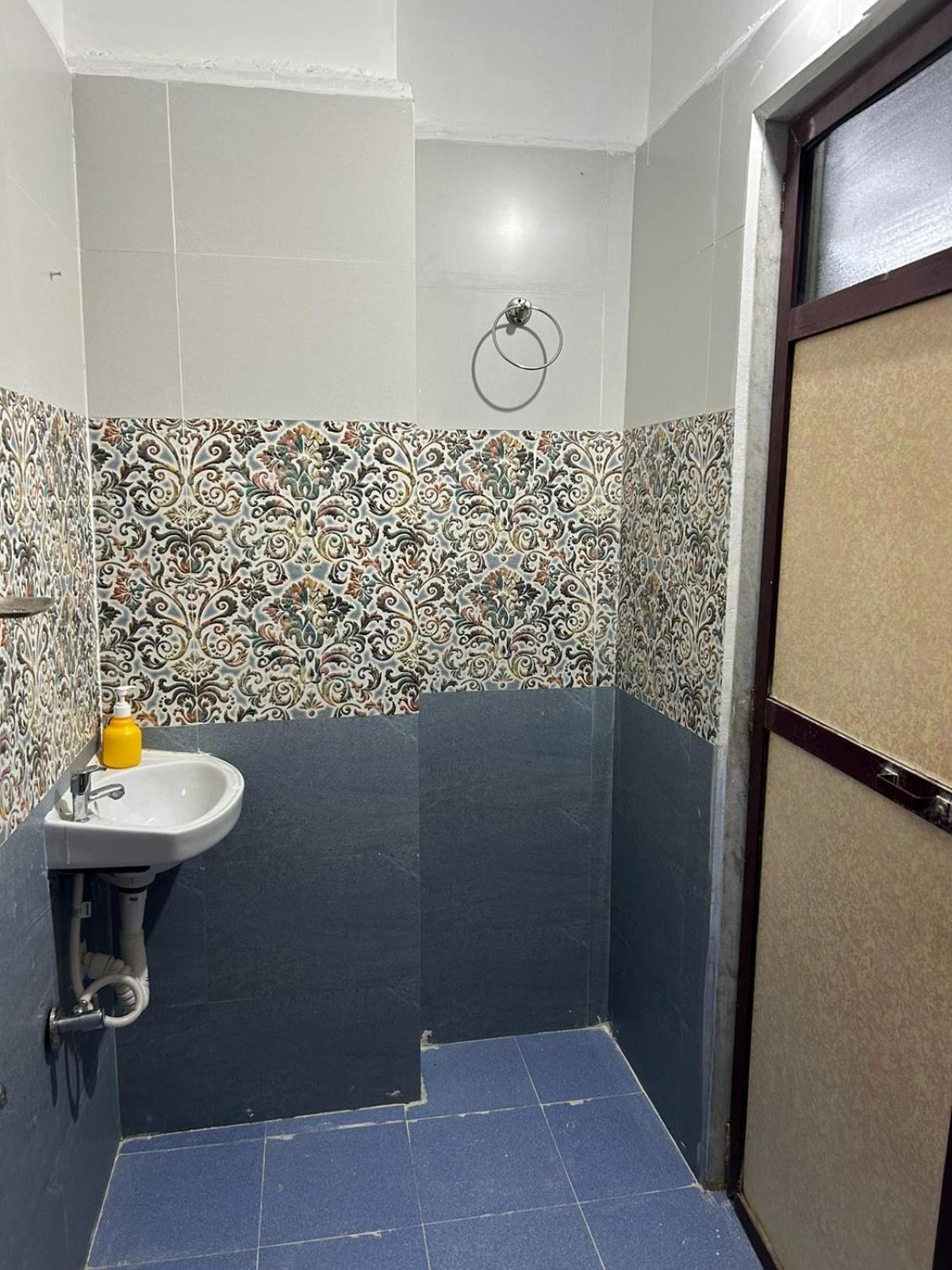 Vasavi Nivas Hotel Tirupati Ngoại thất bức ảnh